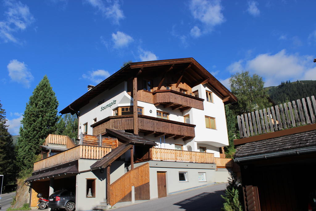 Haus Saumspitz Apartment Sankt Anton am Arlberg Exterior photo